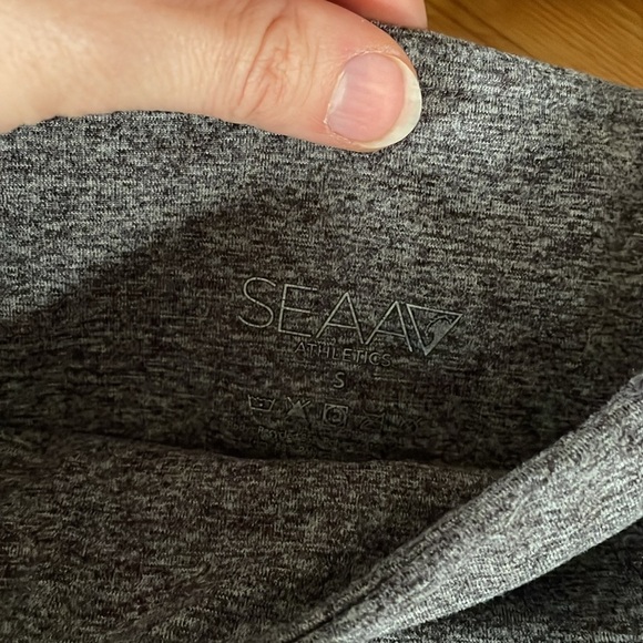 Seaa Athletics Women's Heather Gray Active Set |Shorts + Sports Bra - Picture 6 of 7